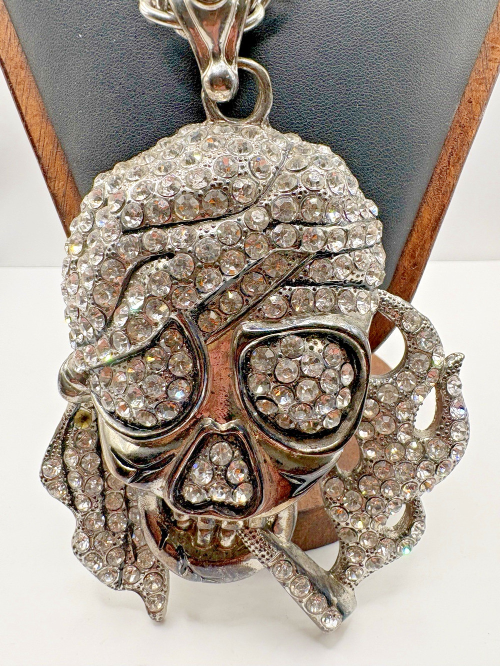 Pirate Jack Sparrow Heavy Rhinestone Skeleton Skull Pendant Necklace Halloween